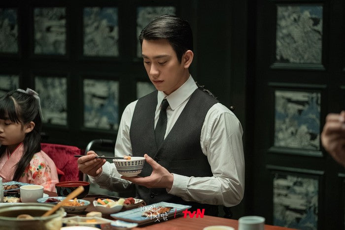 Park Jin-young as Kim Tae-woong in a period scene from 100 Days of Deception