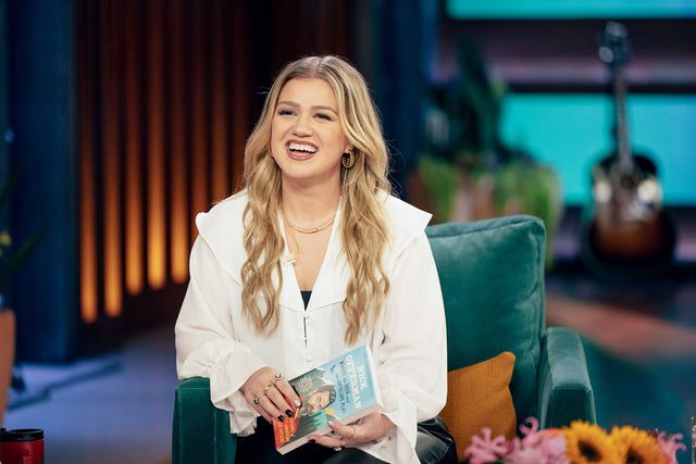 Kelly Clarkson file photo for coverage of the Brooklyn Art of Play store dispute