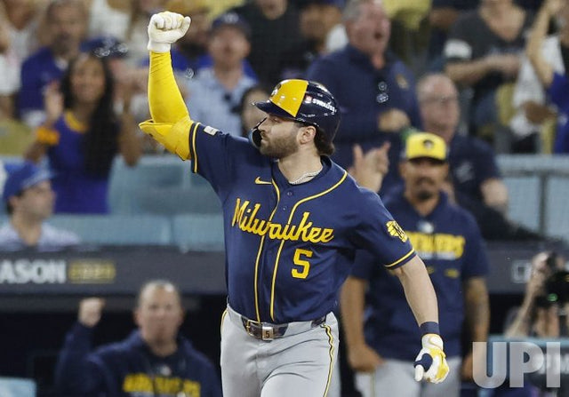 Garrett Mitchell rounds the bases after his go-ahead home run in Brewers-Dodgers NLCS Game 4