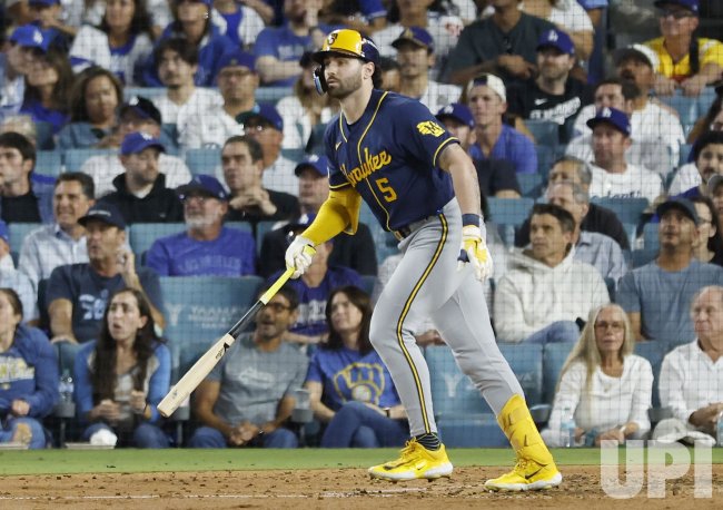 Milwaukee Brewers outfielder Garrett Mitchell hits the go-ahead solo home run against the Los Angeles Dodgers in Game 4 of the 2026 NLCS