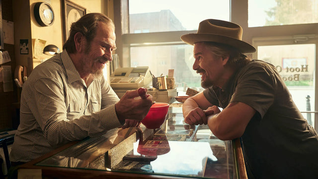 Tommy Lee Jones as Lee Raybon Sr. Frog with Ethan Hawke as Lee Raybon in The Lowdown Season 2