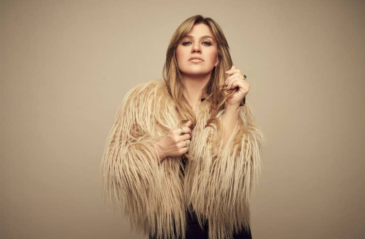 Kelly Clarkson promotional portrait for coverage of the Art of Play dispute